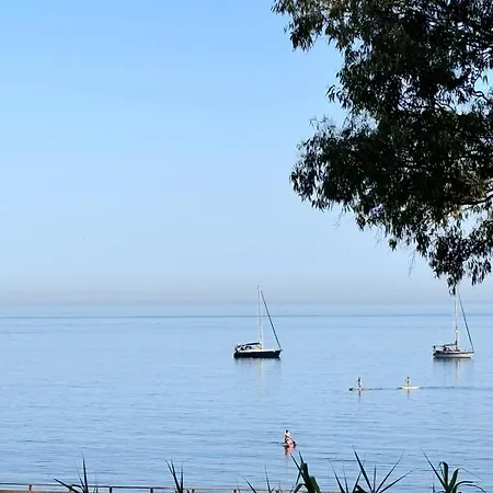 Seghers Playa Y Sol * אסטפונה