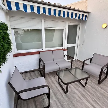 Seghers Playa Y Sol אסטפונה